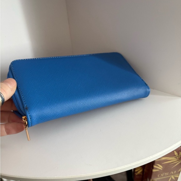 New Montana West Cobalt blue purse and wallet - Picture 5 of 5